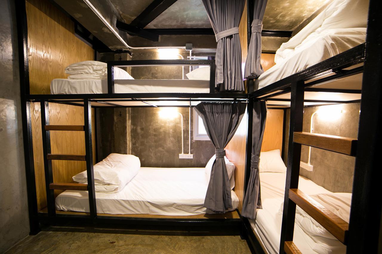 In My Bed Hostel 曼谷 外观 照片